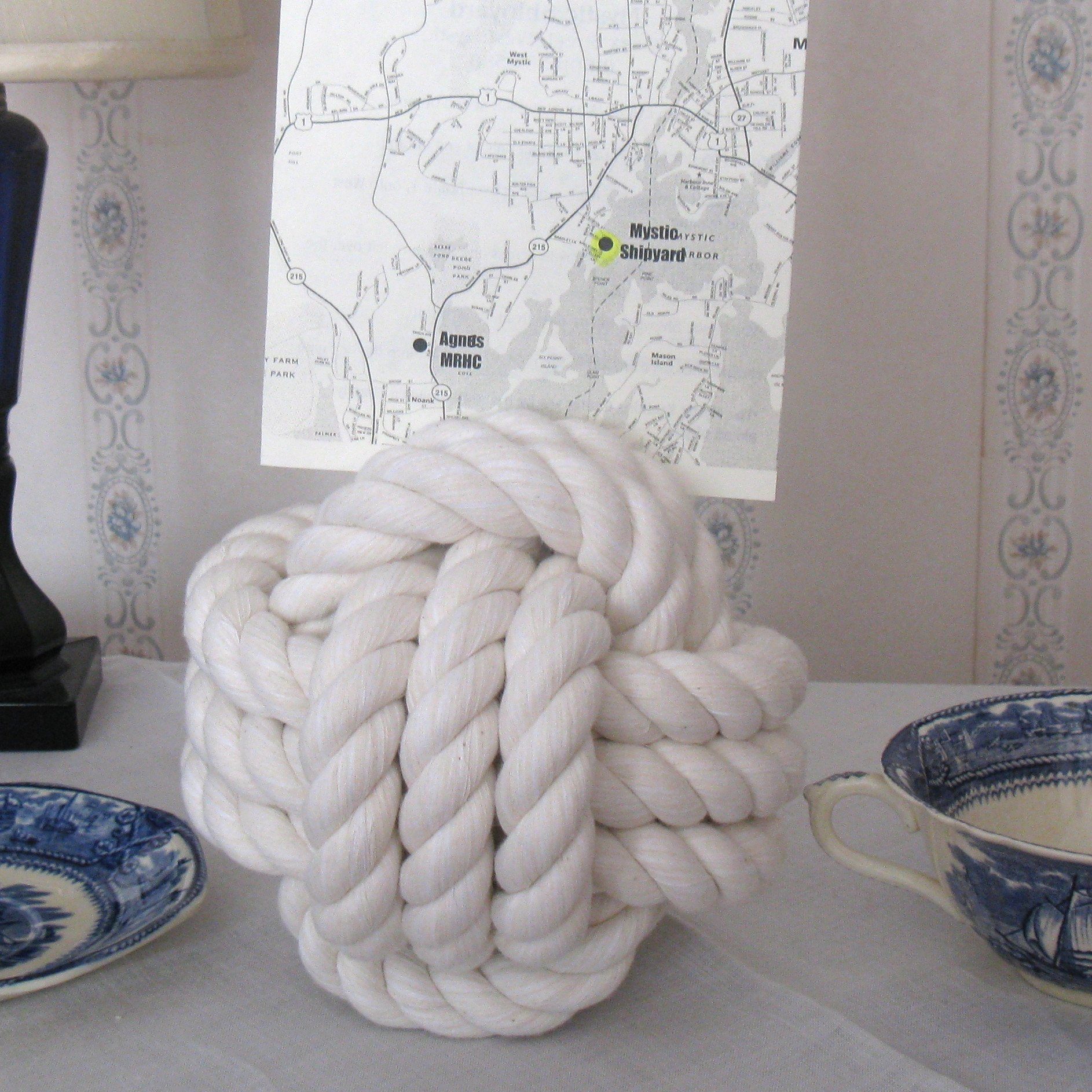 Nautical Knot Nautical Knot Card Holder, White, 6", 3-Pass handmade at Mystic Knotwork