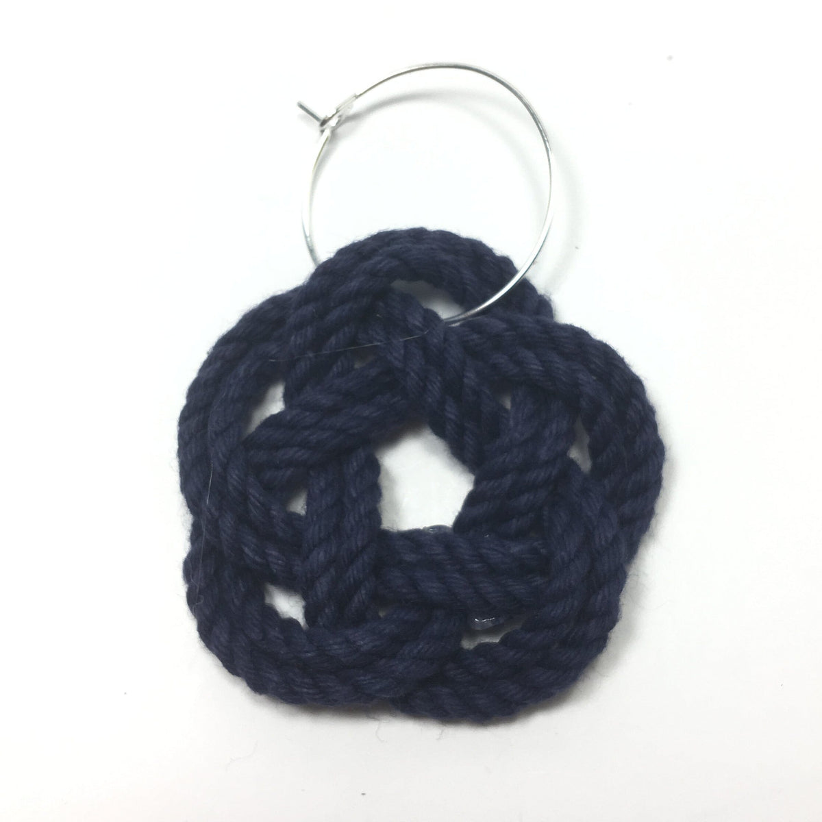 Sailor Knot Wine Charms, Nautical Colors kitchen Mysticknotwork.com Navy 