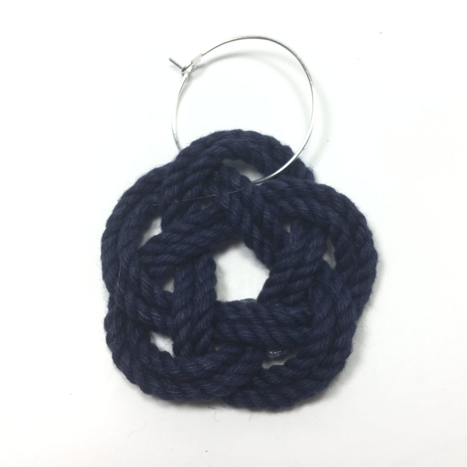 Sailor Knot Wine Charms, Nautical Colors kitchen Mysticknotwork.com Navy 
