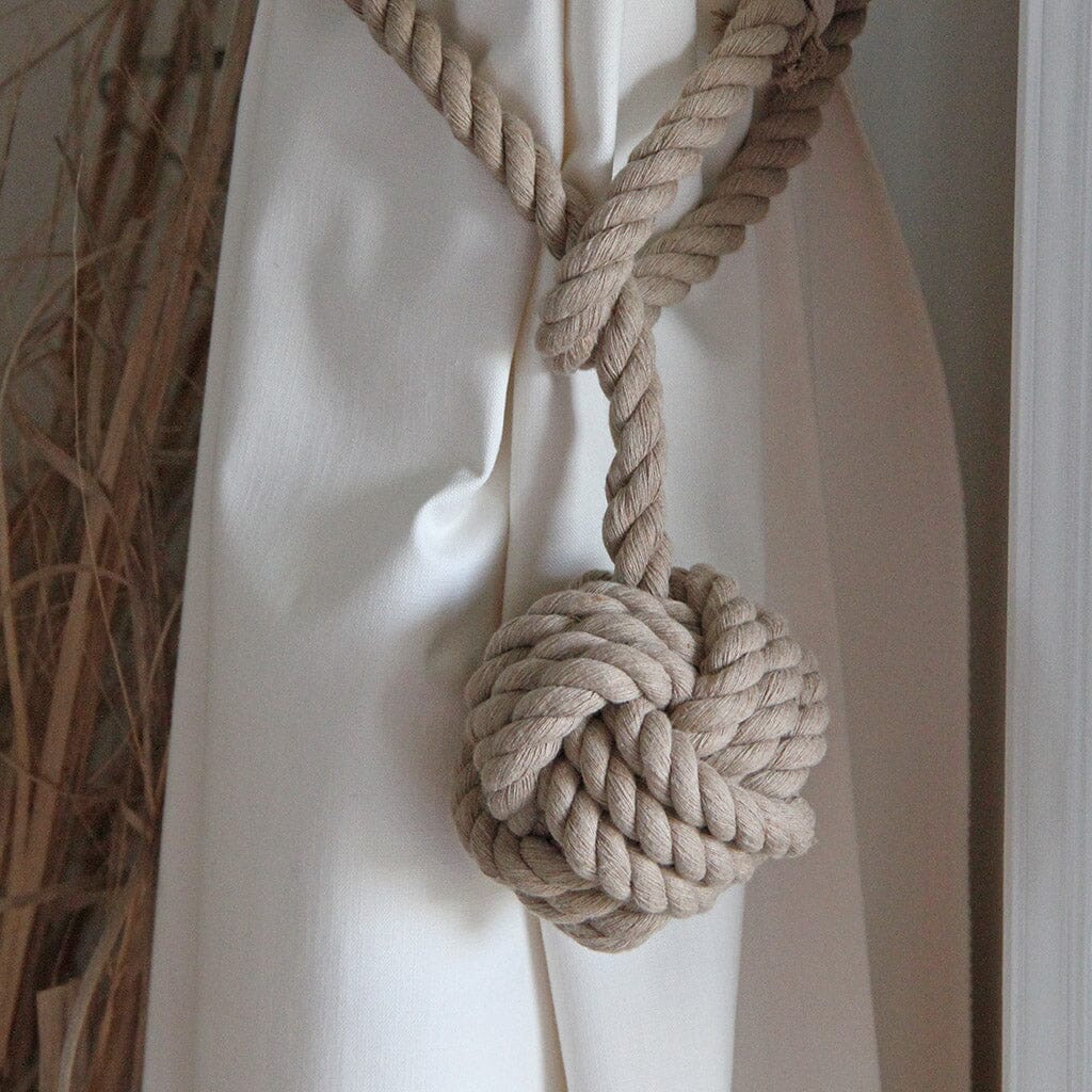Nautical Rope Knots Decor