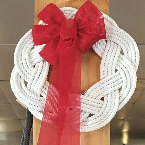Sailor Knot Wreath or Centerpiece, White home decoration Mysticknotwork.com 